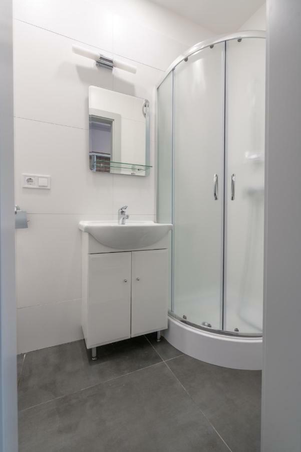 Centra Expresis Apartment Riga Exterior photo